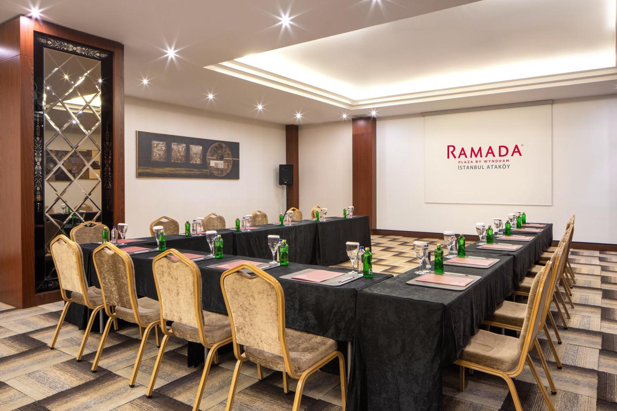 Hotel Ramada Plaza By Wyndham Istanbul Atakoy Exteriér fotografie
