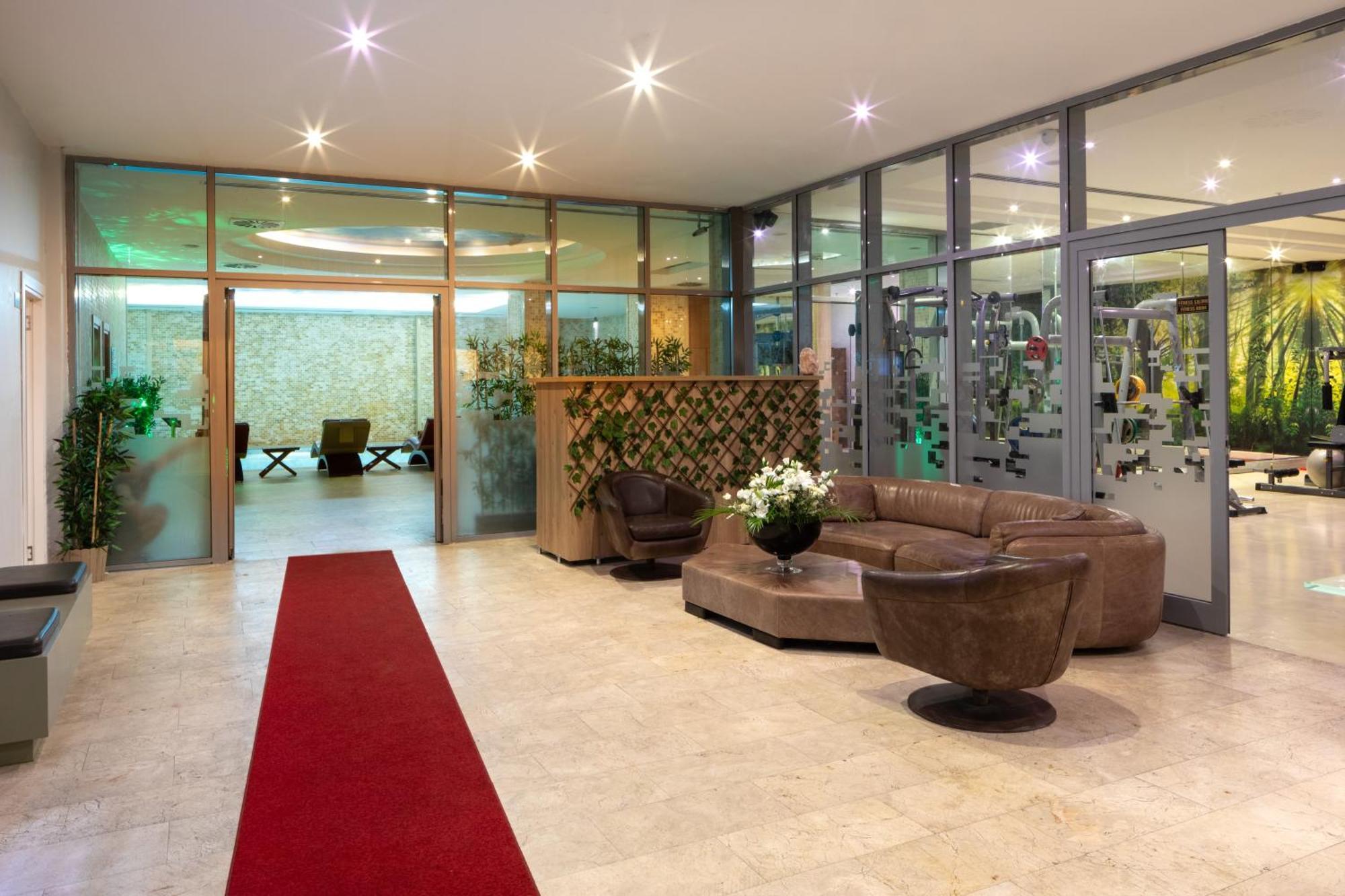 Hotel Ramada Plaza By Wyndham Istanbul Atakoy Exteriér fotografie